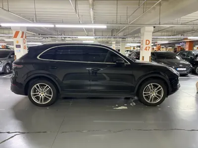Porsche Cayenne 2019, 135729 км, за 30414.84 USD
