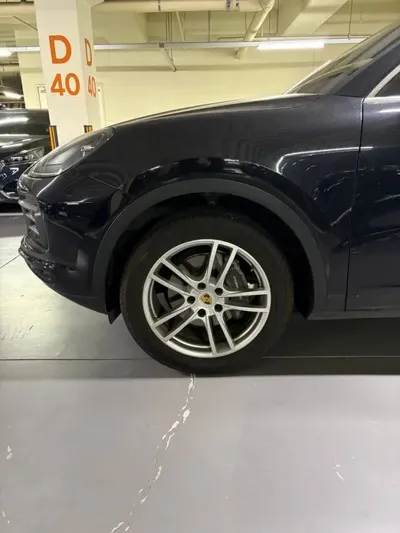 Porsche Cayenne 2019, 135729 км, за 30414.84 USD