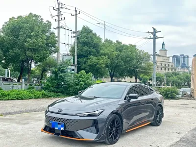 Changan UNI-V · 2024 год