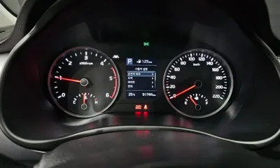 Kia Stonic 2018, 91744 км, за 6837.27 USD - фото 8