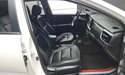 Kia Stonic 2018, 91744 км, за 6837.27 USD - фото 10