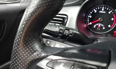 Kia Stonic 2018, 91744 км, за 6837.27 USD - фото 18