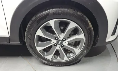 Kia Stonic 2018, 91744 км, за 6837.27 USD - фото 21