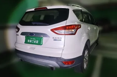 Ford Kuga 2015, 156800 км, за 3839 USD - фото 6
