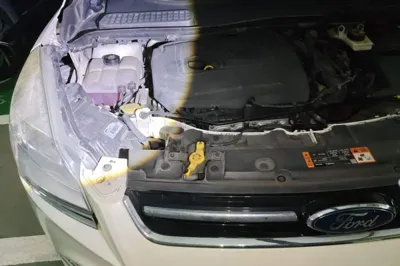 Ford Kuga 2015, 156800 км, за 3839 USD - фото 7