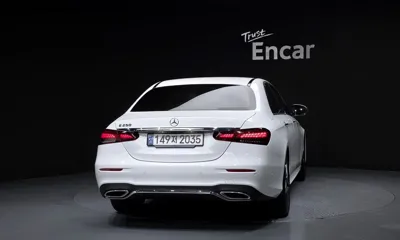 Mercedes-Benz E-Class 2023, 20109 км, за 29055.88 USD