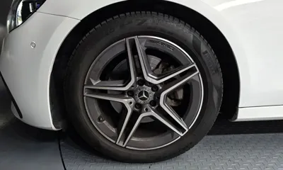 Mercedes-Benz E-Class 2023, 20109 км, за 29055.88 USD