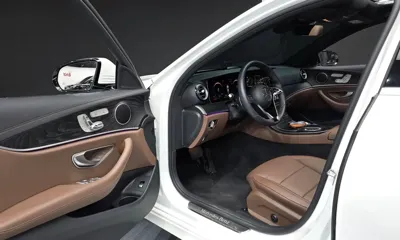 Mercedes-Benz E-Class 2023, 20109 км, за 29055.88 USD - фото 10