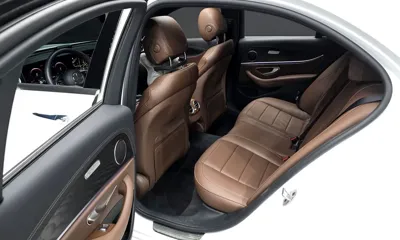 Mercedes-Benz E-Class 2023, 20109 км, за 29055.88 USD - фото 12