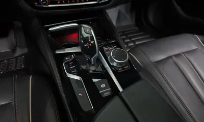 BMW 5-Series 2018, 71596 км, за 16048.68 USD - фото 9