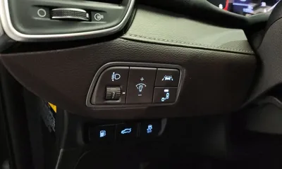 Hyundai Grandeur 2019, 112723 км, за 51408.02 USD - фото 14