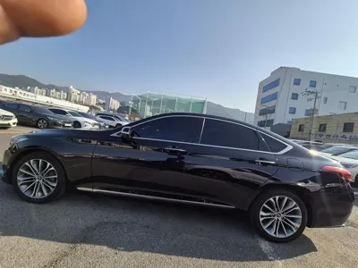 Hyundai Genesis 2016, 155152 км, за 7811.47 USD