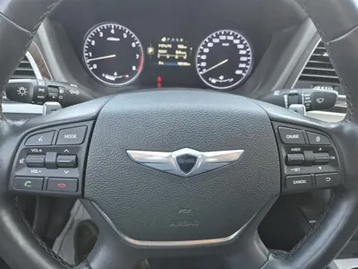 Hyundai Genesis 2016, 155152 км, за 7811.47 USD - фото 10