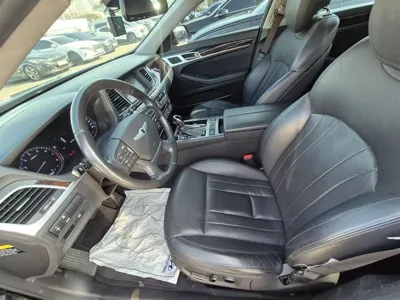 Hyundai Genesis 2016, 155152 км, за 7811.47 USD - фото 17