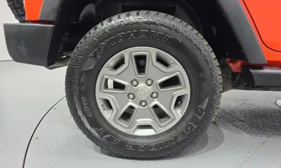 Jeep Wrangler 2015, 84241 км, за 14385.18 USD