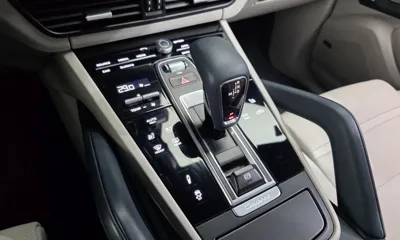 Porsche Cayenne 2022, 116296 км, за 48121.36 USD - фото 9