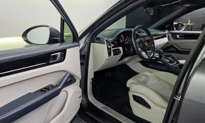 Porsche Cayenne 2022, 116296 км, за 48121.36 USD - фото 10
