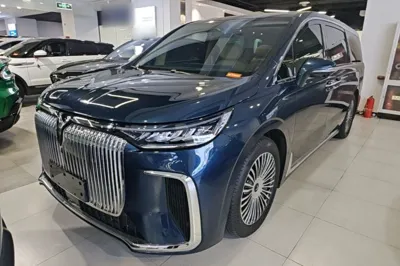 Voyah Dream · 2025 год