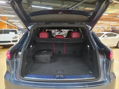 Porsche Cayenne 2020, 35854 км, за 56622.47 USD - фото 12