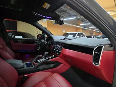 Porsche Cayenne 2020, 35854 км, за 56622.47 USD - фото 18