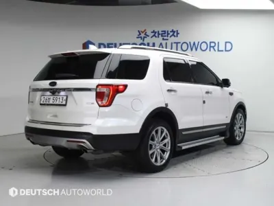 Ford Explorer 2016, 99182 км, за 9139.07 USD