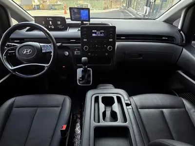 Hyundai Staria 2022, 43539 км, за 19028.74 USD