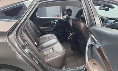 Hyundai Grandeur 2016, 177195 км, за 4495.12 USD - фото 12