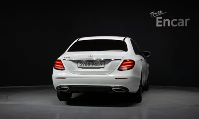 Mercedes-Benz E-Class 2020, 60482 км, за 16345.02 USD
