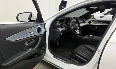 Mercedes-Benz E-Class 2020, 60482 км, за 16345.02 USD - фото 10