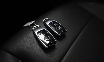 Mercedes-Benz E-Class 2020, 60482 км, за 16345.02 USD - фото 18