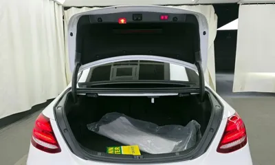Mercedes-Benz E-Class 2020, 60482 км, за 16345.02 USD - фото 20