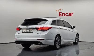 Hyundai i40 2015, 113493 км, за 6188.93 USD