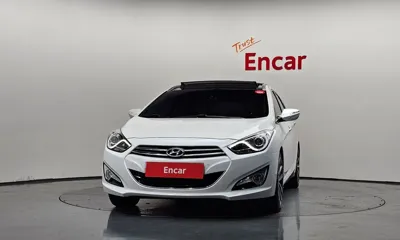 Hyundai i40 2015, 113493 км, за 6188.93 USD