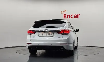 Hyundai i40 2015, 113493 км, за 6188.93 USD