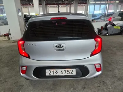 Kia Morning 2017, 64125 км, за 5194.04 USD