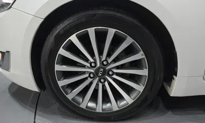 Kia K7 2013, 97826 км, за 4283.95 USD