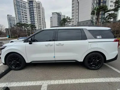 Kia Canival 2026, 830 км, за 13518.26 USD