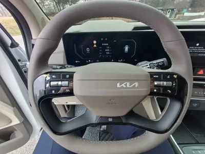 Kia Canival 2026, 830 км, за 13505.09 USD - фото 15