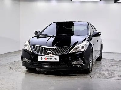 Hyundai Grandeur 2014, 167735 км, за 2835.8 USD