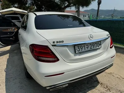 Mercedes-Benz E-Class 2020, 82874 км, за 20283.58 USD