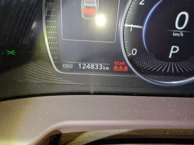 Lexus ES 2019, 124800 км, за 21291.52 USD