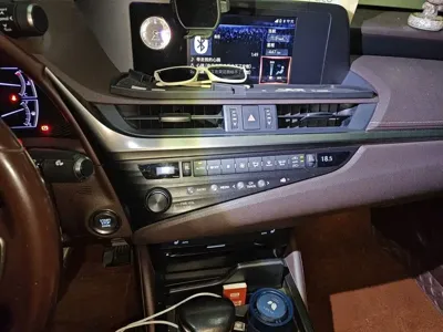 Lexus ES 2019, 124800 км, за 21320.46 USD - фото 6
