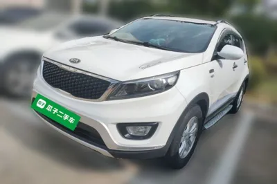 Kia Sportage R · 2015 год