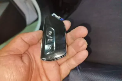 Volkswagen Golf 2023, 19900 км, за 17388 USD - фото 23