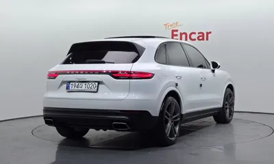 Porsche Cayenne 2019, 92385 км, за 34521.19 USD