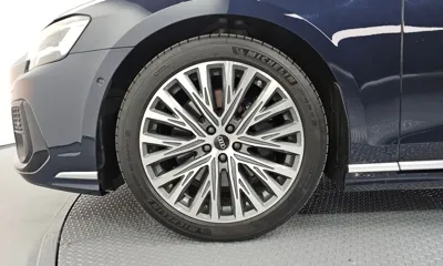 Audi A8 2022, 40865 км, за 48607.44 USD