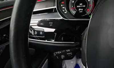 Audi A8 2022, 40865 км, за 48607.44 USD - фото 13