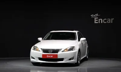 Lexus IS 2010, 93998 км, за 4459.86 USD