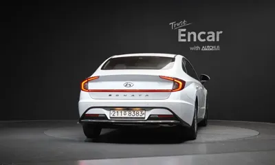 Hyundai Sonata 2020, 75585 км, за 8009.37 USD
