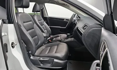 Volkswagen Jetta 2016, 95036 км, за 5616.12 USD - фото 10